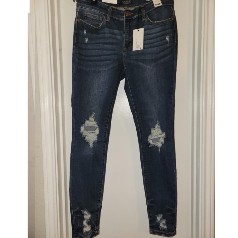 NWT Judy Blue Mid Rise Distressed Jeans